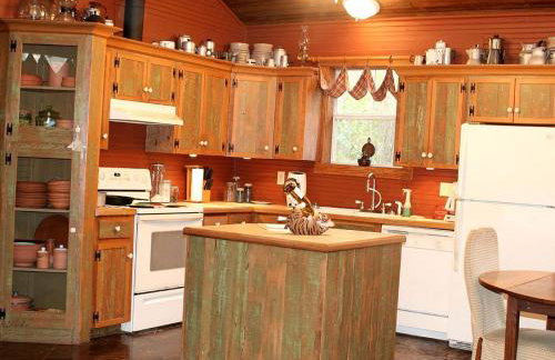 Secluded Forest Cabin Rental with Seasonal Pool near Natchez, Mississippi - Foto 8