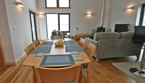 Water's Edge - Foto 4