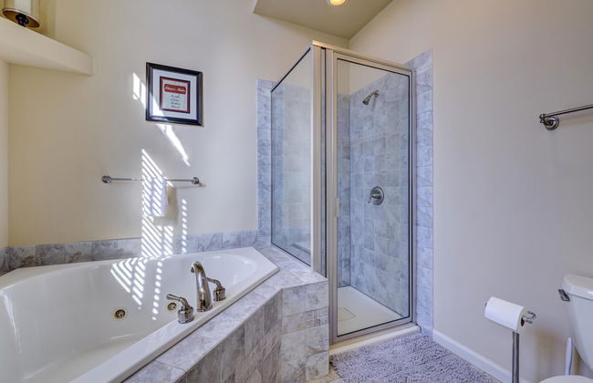 Pocono Retreat -1 Mile to Lake and Skiing - Foto 26