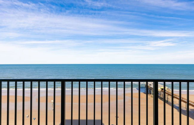 Top Floor Oceanfront Condo w Pool Beach Access - Foto 4