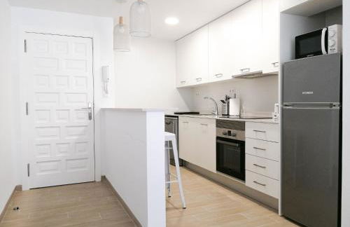 APARTAMENTOS MAITE - Photo 5