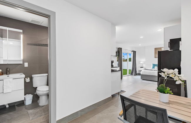 Unique Retreat - Unit E: Rustic 3rd-floor Hideaway - Foto 7