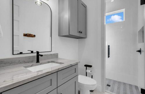 The Woodland Escape with Concierge Services - New Listing - Foto 26