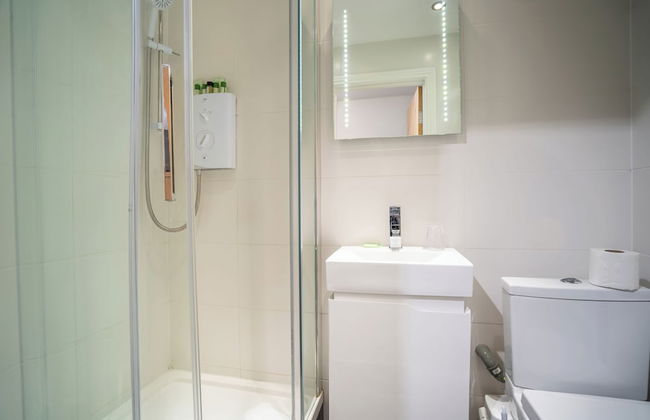 Pod Rooms - Nell Gwynn House Apartments - Photo 80