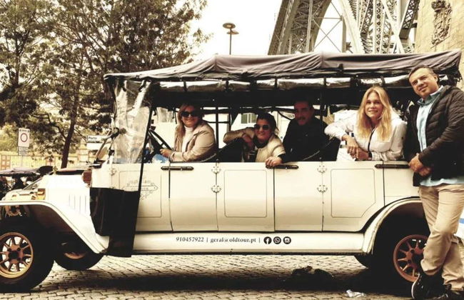 Tour privado de carro clássico pelo Porto - Foto 20