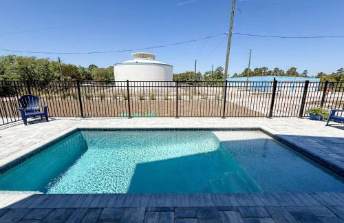 Serenity by the Sea St George Island Pool Home - Foto 3