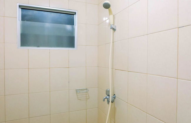 Homey and Stylist 1BR Gading Icon Apartment - Photo 12