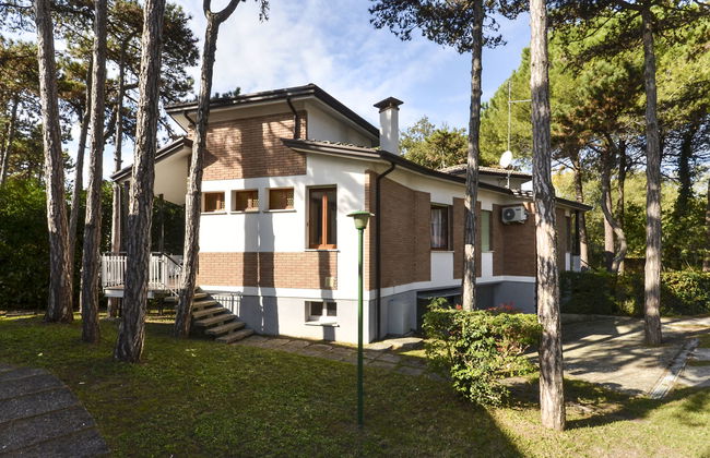 4 bedroom House in Lignano Sabbiadoro with garden and terrace - Photo 3