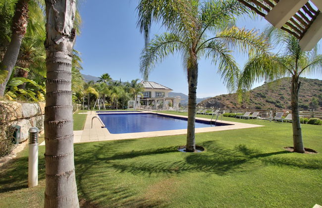 Modern Two Bedroom Villa With Indoor Pool & Spa - Foto 16