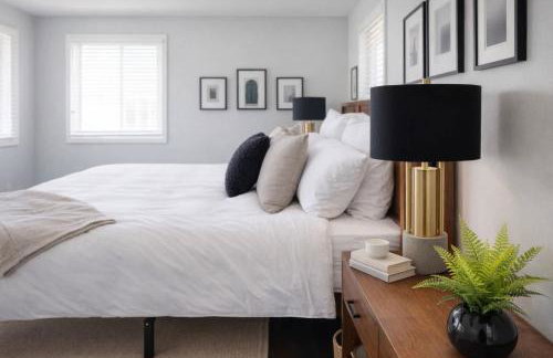 Private Oasis with Spacious Backyard - Foto 13