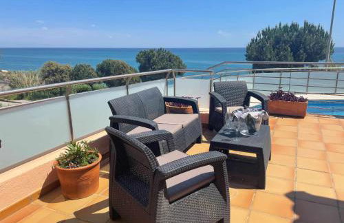 Villa Farell just in front of the sea - Foto 4