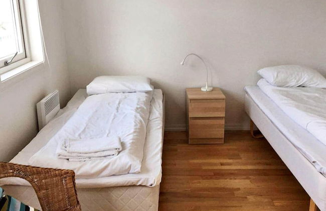 6 Person Holiday Home in Austrheim - Foto 11