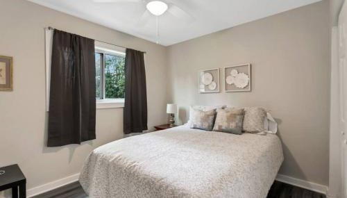 Cozy Cumberland ATL Home w Hot Tub - Foto 4