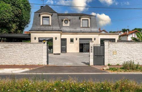 Villa avec Piscine - 15 ' JO - Vélos - 30 ' Disney - Foto 46