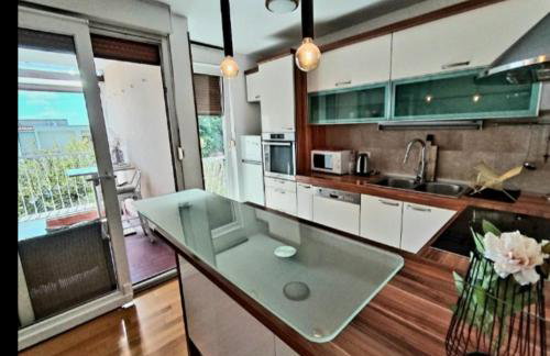 Beautiful Apartment, Beach by foot - Photo 80