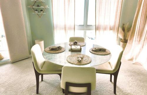 Turnkey Tranquility with Marina & Intercoastal views - Foto 6