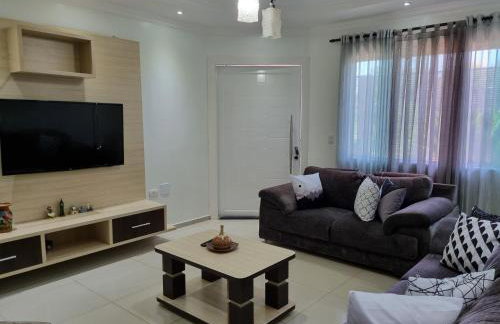 Casa Familiar em ótima Localização - Foto 10