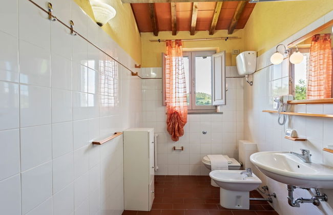 Rustic Holiday Home in Citta di Castello With Swimming Pool - Photo 54