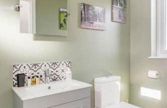 Cosy and modern 1 bedroom garden house - very dog friendly! - Photo 2