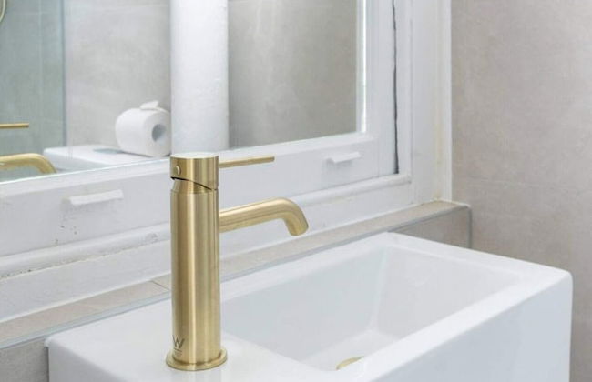 Cosy Studio in a Prime Surry Hills Location - Photo 6