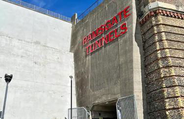 SoHot Stays Royal Sands Seaview Apt Free Parking Sleeps 4 - Foto 34