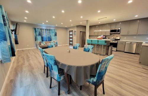 Spacious 3 bedroom unit with backyard and parking just 10 minutes from Rodeo Dr and attractions! - Photo 9