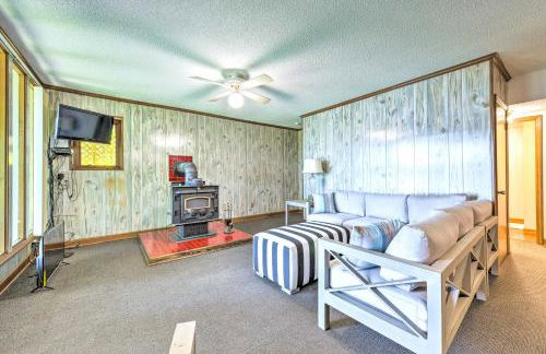 Quaint Lake Norman Home with Boat Dock and Grill! - Foto 29