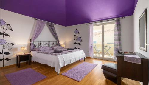 Four-Bedroom Holiday Home In Golubovo - Foto 5