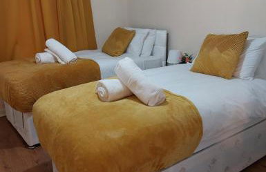 Two Bedroom Semi-detached Modern House in Birmingham - Foto 1