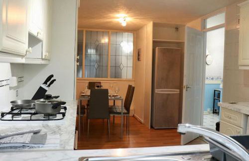 Lovely staycation with family FREE Parking & WiFi - Foto 55