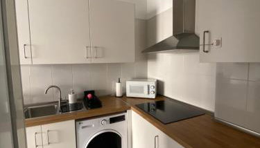 Recova Modern Family - Next to African Market - Foto 2