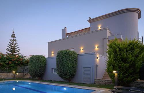 Christina Villas, Steps to Sandy Beach, By ThinkVilla - Photo 14