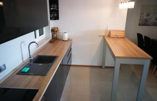 Villa Confido - Luxury 3BR Apartment with Private Pool near Trogir - Photo 48