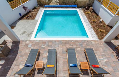 Villa Sulic - Heated Pool and Mountain View - Foto 3