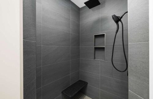 Luxury Modern Lodge Near Fort Wayne with River Views - Foto 10