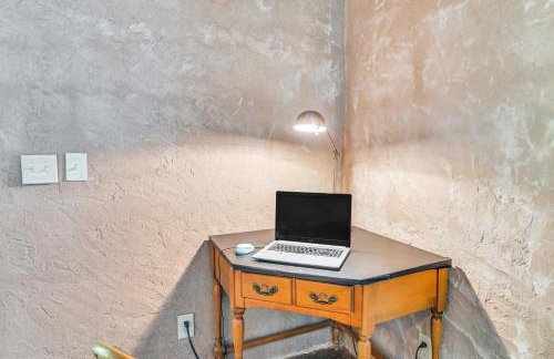 Upscale Getaway on Smith Lake with Boat Dock - Foto 26