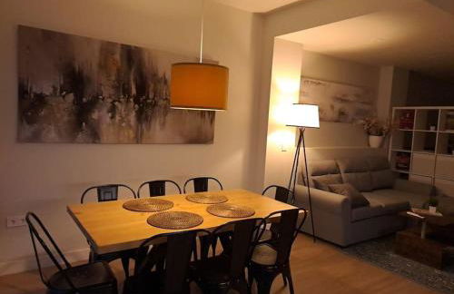 Explore Valencia! Tirant, city of science & Ruzafa - Photo 3