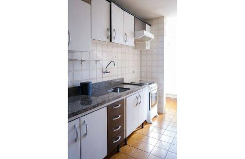 Apartamento Suite mais 2 QTS Espaçoso Ar Cond SQ21 - Foto 9