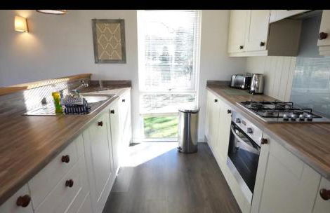 Luxurious Riverside Lodge - 'The Ardle' - Photo 17