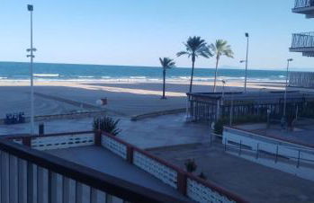 Apartamento Arenal 1a Linea de Playa - Photo 10