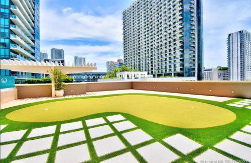 City Condo in Midtown Wynwood with pool and parking - Foto 15