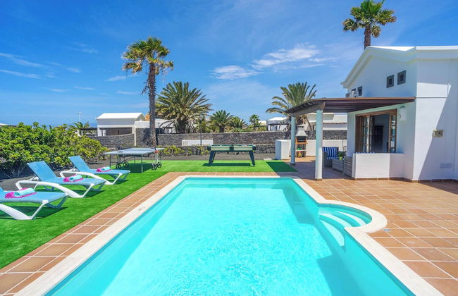 Villa Faroles - Photo 1