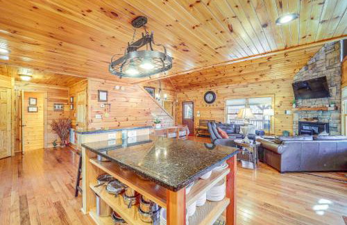 Waterfront Watauga Lake Home w/ Private Dock! - Photo 8