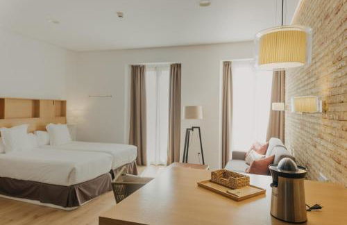 Aquitania Home Suites - Photo 122