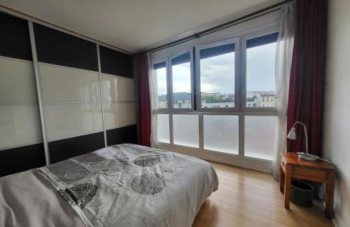 Spacious and comfortable apartment - Perfect for families & friends - near public transportation - Foto 9