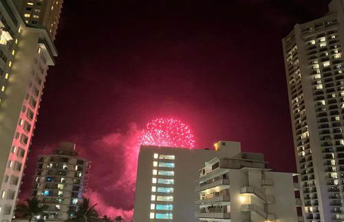 Contemporary Ocean View Suite - Heart of Waikiki! - Foto 58