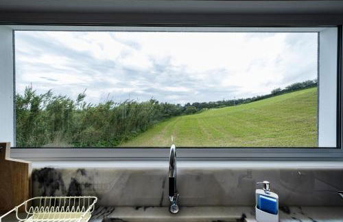 Hydrangea House - Photo 21