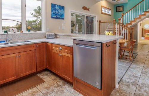 Very Private and Spacious Waterfront Family House - Foto 8