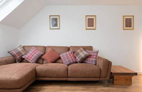 Historic 1BR Home in Culross Near Filming Sites - Foto 54