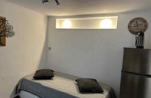 BAZAKOS LUXURY STUDIO KAMPI BEACh - Foto 33